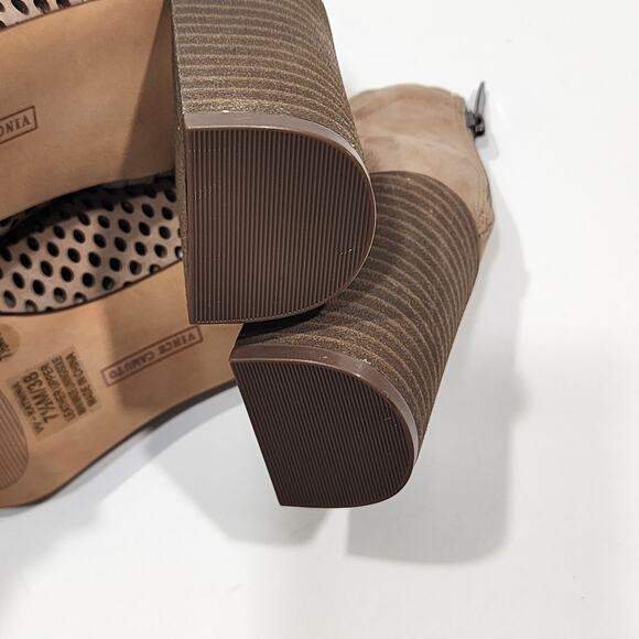 Vince Camuto Katnina Bootie Perforated Leather Open Toe Size 7.5 M Taupe - Picture 13 of 14